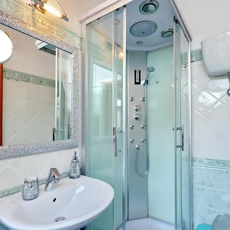 Luxury Domus Apartment Rome Exterior photo